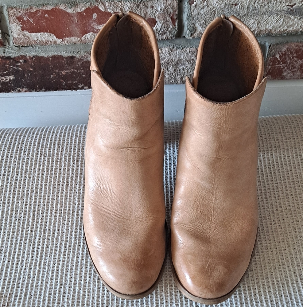 Stylish Tan Leather Booties